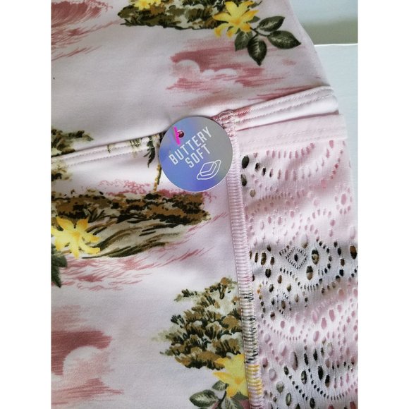 Victoria Secret Pink Palm Tree Biker Shorts Size Large - Picture 7 of 7